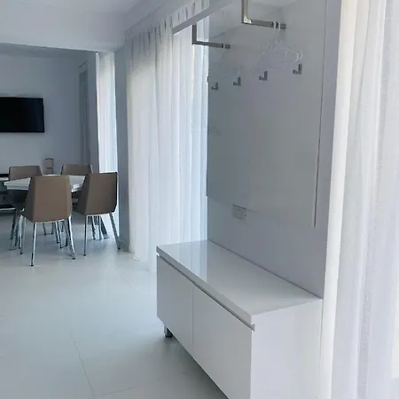 아파트 Iliada Oxygen 넵툰